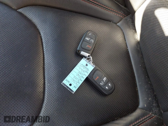 ✅ 2022 Jeep Cherokee Trailhawk • VIN: 1C4PJMBX6ND524685 • Lot: 44408628. Wystawiony na IAAI z przebiegiem 13 573 mil. Bezpłatny archiwum sprzedaży aukcyjnych z USA i szczegółowy raport historii pojazdu na DreamBid. Zdjęcie 11.
