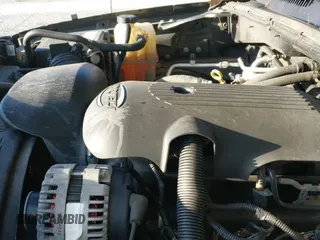 ✅ 2005 Chevrolet Silverado 2500HD LS • VIN: 1GCHK23U35F826160 • Lot: 41564415. Wystawiony na IAAI z przebiegiem 204 623 mil. Bezpłatny archiwum sprzedaży aukcyjnych z USA i szczegółowy raport historii pojazdu na DreamBid. Zdjęcie 19.