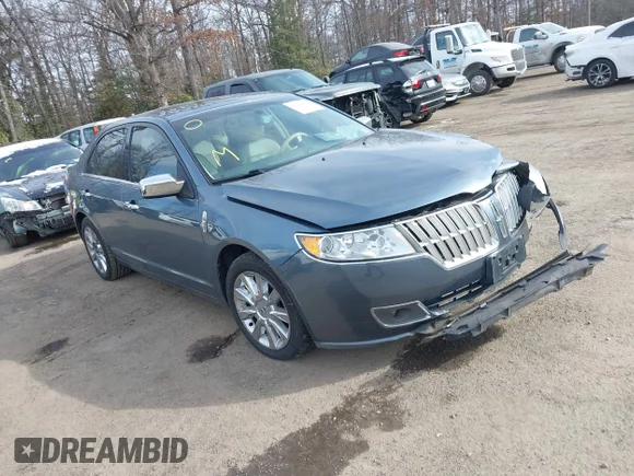 ✅ 2012 Lincoln MKZ • VIN: 3LNHL2JC4CR824632 • Lot: 41389859. Wystawiony na IAAI z przebiegiem 110 860 mil. Bezpłatny archiwum sprzedaży aukcyjnych z USA i szczegółowy raport historii pojazdu na DreamBid. Zdjęcie 1.