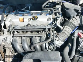 ✅ 2011 Honda Accord SE • VIN: 1HGCP2F62BA148763 • Лот: 42953051. Опубликован ранее на IAAI с пробегом 199 327 миль. Бесплатный доступ к архиву аукционных продаж из США и подробный отчёт об истории автомобиля на DreamBid. Изображение 13.