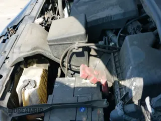 ✅ 2017 Toyota Sienna XLE Auto Access Seat • VIN: 5TDYZ3DC2HS865740 • Lot: 43289507. Listed on IAAI with 413,333 mi. Free auction sales archive from the USA and detailed vehicle history report at DreamBid. Image 19.