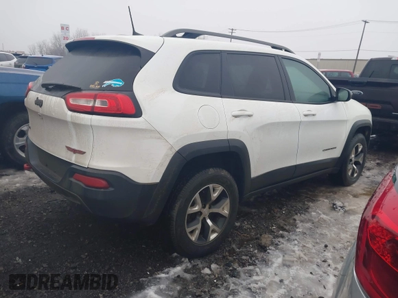 ✅ 2017 Jeep Cherokee Trailhawk • VIN: 1C4PJMBS6HW655970 • Lot: 44068303. Wystawiony na IAAI z przebiegiem 126 062 mil. Bezpłatny archiwum sprzedaży aukcyjnych z USA i szczegółowy raport historii pojazdu na DreamBid. Zdjęcie 4.
