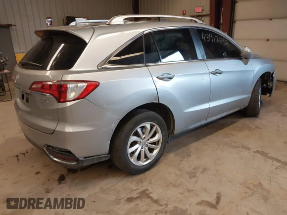 ✅ 2017 Acura RDX Technology • VIN: 5J8TB4H58HL012729 • Lot: 43913592. Wystawiony na IAAI z przebiegiem 116 611 mil. Bezpłatny archiwum sprzedaży aukcyjnych z USA i szczegółowy raport historii pojazdu na DreamBid. Zdjęcie 4.
