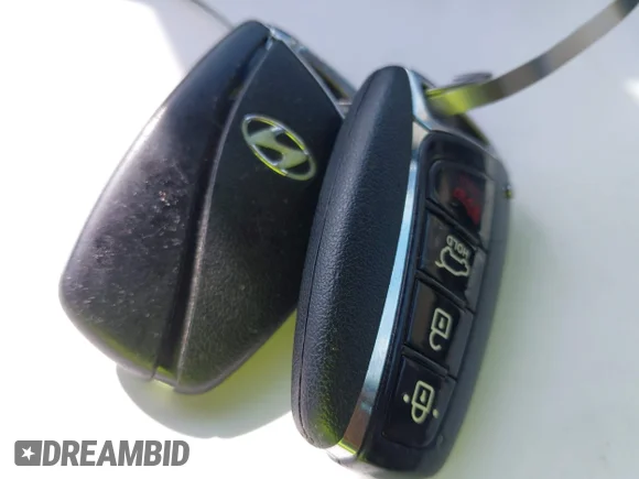 ✅ 2014 Hyundai Santa Fe Limited • VIN: KM8SR4HF1EU080810 • Lot: 45116552. Wystawiony na IAAI z przebiegiem 237 231 mil. Bezpłatny archiwum sprzedaży aukcyjnych z USA i szczegółowy raport historii pojazdu na DreamBid. Zdjęcie 11.