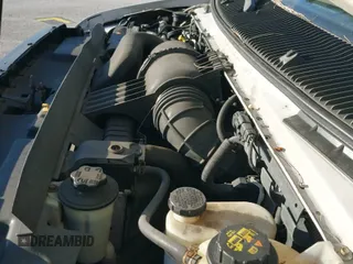 ✅ 2012 Ford Econoline Cargo Commercial • VIN: 1FTNE2EW8CDA88261 • Lot: 43624044. Wystawiony na IAAI z przebiegiem 344 221 mil. Bezpłatny archiwum sprzedaży aukcyjnych z USA i szczegółowy raport historii pojazdu na DreamBid. Zdjęcie 20.