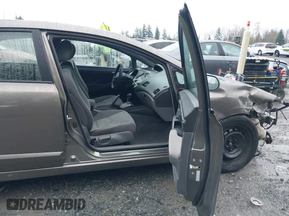 ✅ 2006 Honda Civic LX • VIN: 1HGFA16536L051551 • Lot: 43804355. Wystawiony na IAAI z przebiegiem 137 020 mil. Bezpłatny archiwum sprzedaży aukcyjnych z USA i szczegółowy raport historii pojazdu na DreamBid. Zdjęcie 5.