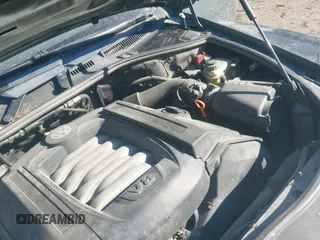 ✅ 2005 Volkswagen Touareg 4.2L V8 • VIN: WVGZM77L25D079655 • Lot: 42033696. Listed on IAAI with 187,389 mi. Free auction sales archive from the USA and detailed vehicle history report at DreamBid. Image 16.