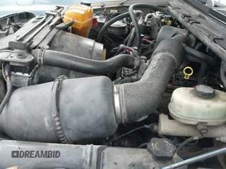 ✅ 2003 Ford F-250 XL • VIN: 1FTNW21L03EB30196 • Lot: 42399663. Wystawiony na IAAI z przebiegiem 281 014 mil. Bezpłatny archiwum sprzedaży aukcyjnych z USA i szczegółowy raport historii pojazdu na DreamBid. Zdjęcie 21.