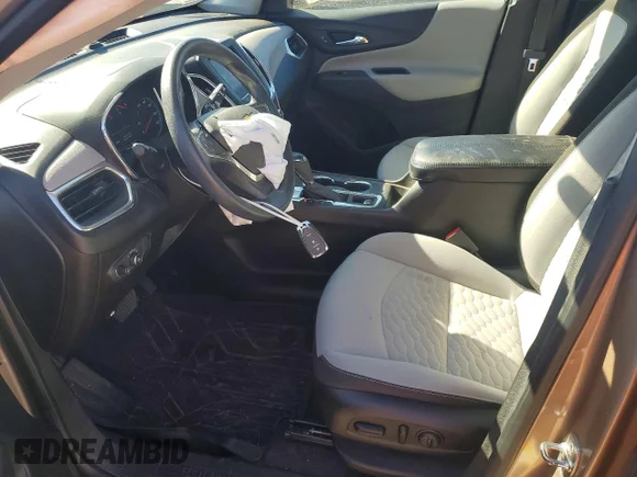 ✅ 2019 Chevrolet Equinox LS • VIN: 2GNAXHEV0K6219951 • Lot: 76527415. Wystawiony na Copart z przebiegiem 116 631 mil. Bezpłatny archiwum sprzedaży aukcyjnych z USA i szczegółowy raport historii pojazdu na DreamBid. Zdjęcie 7.