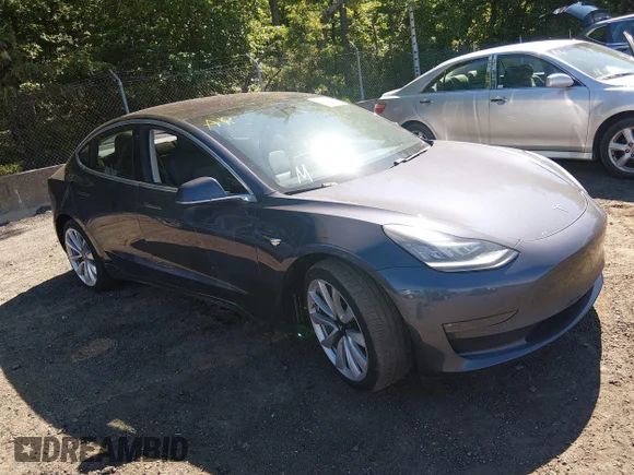 ✅ 2018 Tesla Model 3 Long Range Battery • VIN: 5YJ3E1EA3JF023975 • Lot: 45392003. Wystawiony na IAAI z przebiegiem 94 213 mil. Bezpłatny archiwum sprzedaży aukcyjnych z USA i szczegółowy raport historii pojazdu na DreamBid. Zdjęcie 1.