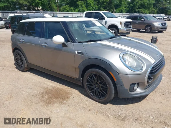 2016 MINI Clubman