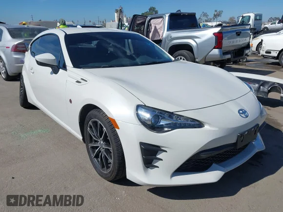 ✅ 2020 Toyota 86 • VIN: JF1ZNAA17L8753381 • Lot: 43051485. Listed on IAAI with 73,387 mi. Free auction sales archive from the USA and detailed vehicle history report at DreamBid. Image 1.