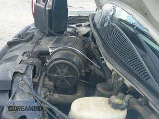 ✅ 2016 GMC Savana Cargo • VIN: 1GTW7AFG8G1207093 • Lot: 41991430. Listed on IAAI with 165,928 mi. Free auction sales archive from the USA and detailed vehicle history report at DreamBid. Image 19.