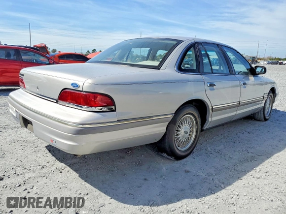 ✅ 1992 Ford Crown Victoria LX • VIN: 2FACP74W4NX213919 • Lot: 78364105. Wystawiony na Copart z przebiegiem 64 074 mil. Bezpłatny archiwum sprzedaży aukcyjnych z USA i szczegółowy raport historii pojazdu na DreamBid. Zdjęcie 3.