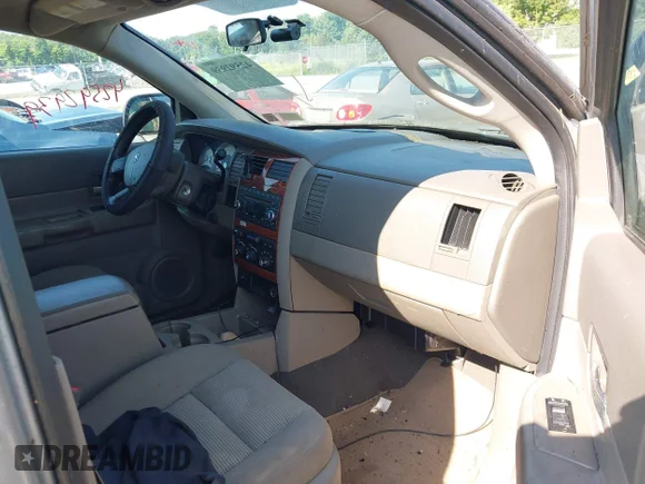 ✅ 2008 Dodge Durango SLT • VIN: 1D8HB48N18F144963 • Лот: 42592939. Опубликован ранее на IAAI с пробегом 172 283 миль. Бесплатный доступ к архиву аукционных продаж из США и подробный отчёт об истории автомобиля на DreamBid. Изображение 5.