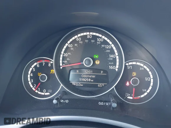 ✅ 2014 Volkswagen Beetle 1.8T • VIN: 3VW517AT4EM815243 • Лот: 41245346. Опубліковано раніше на IAAI з пробігом 119 259 миль. Безкоштовний доступ до архіву аукціонних продажів зі США та докладний звіт про історію автомобіля на DreamBid. Зображення 7.