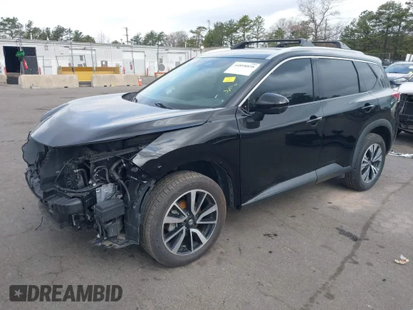 ✅ 2021 Nissan Rogue SV • VIN: 5N1AT3BBXMC678525 • Lot: 44898858. Wystawiony na IAAI z przebiegiem 80 899 mil. Bezpłatny archiwum sprzedaży aukcyjnych z USA i szczegółowy raport historii pojazdu na DreamBid. Zdjęcie 2.