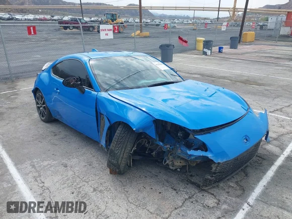 ✅ 2024 Toyota 86 • VIN: JF1ZNBB18R9759861 • Лот: 43259806. Опубліковано раніше на IAAI з пробігом 35 342 миль. Безкоштовний доступ до архіву аукціонних продажів зі США та докладний звіт про історію автомобіля на DreamBid. Зображення 1.