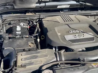 ✅ 2013 Jeep Wrangler Sahara • VIN: 1C4AJWBG5DL561698 • Lot: 94128425. Wystawiony na Copart z przebiegiem 84 300 mil. Bezpłatny archiwum sprzedaży aukcyjnych z USA i szczegółowy raport historii pojazdu na DreamBid. Zdjęcie 11.