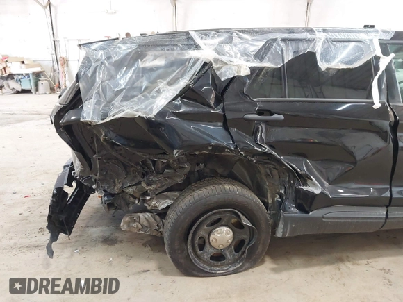 ✅ 2024 Ford Police Interceptor Utility • VIN: 1FM5K8AB8RGA60249 • Лот: 45203124. Опубліковано раніше на IAAI з пробігом 43 809 миль. Безкоштовний доступ до архіву аукціонних продажів зі США та докладний звіт про історію автомобіля на DreamBid. Зображення 6.