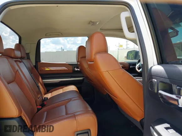 ✅ 2014 Toyota Tundra 1794 Edition • VIN: 5TFGY5F13EX155676 • Lot: 43318076. Wystawiony na IAAI z przebiegiem 132 723 mil. Bezpłatny archiwum sprzedaży aukcyjnych z USA i szczegółowy raport historii pojazdu na DreamBid. Zdjęcie 8.
