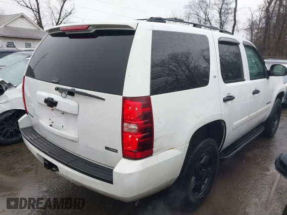 ✅ 2007 Chevrolet Tahoe LTZ • VIN: 1GNFK13097R333042 • Lot: 41459349. Wystawiony na IAAI z przebiegiem 245 750 mil. Bezpłatny archiwum sprzedaży aukcyjnych z USA i szczegółowy raport historii pojazdu na DreamBid. Zdjęcie 4.