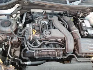 ✅ 2022 Volkswagen Taos SE • VIN: 3VVTX7B28NM061683 • Lot: 86463445. Wystawiony na Copart z przebiegiem 59 200 mil. Bezpłatny archiwum sprzedaży aukcyjnych z USA i szczegółowy raport historii pojazdu na DreamBid. Zdjęcie 17.