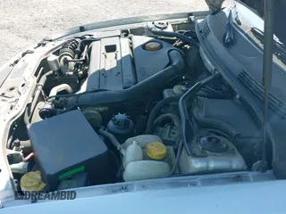 ✅ 2001 Saab 9-3 SE • VIN: YS3DF78K817012431 • Lot: 42069759. Wystawiony na IAAI z przebiegiem 99 282 mil. Bezpłatny archiwum sprzedaży aukcyjnych z USA i szczegółowy raport historii pojazdu na DreamBid. Zdjęcie 20.