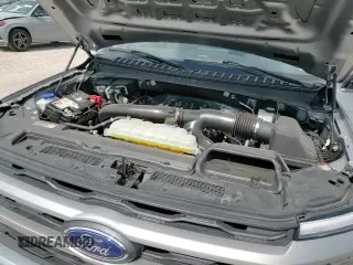 ✅ 2024 Ford Expedition XLT • VIN: 1FMJU1H83REB10898 • Lot: 68007725. Wystawiony na Copart z przebiegiem 12 257 mil. Bezpłatny archiwum sprzedaży aukcyjnych z USA i szczegółowy raport historii pojazdu na DreamBid. Zdjęcie 14.