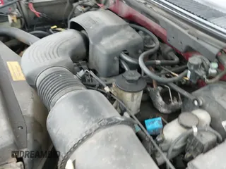 ✅ 1999 Ford Expedition XLT • VIN: 1FMPU18L8XLA56456 • Lot: 43583845. Wystawiony na IAAI z przebiegiem 286 060 mil. Bezpłatny archiwum sprzedaży aukcyjnych z USA i szczegółowy raport historii pojazdu na DreamBid. Zdjęcie 12.