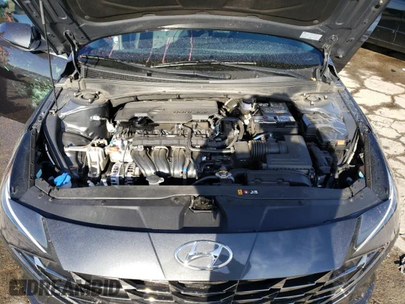 ✅ 2021 Hyundai Elantra Limited • VIN: 5NPLP4AG9MH025015 • Lot: 69230562. Wystawiony na Copart z przebiegiem 15 156 mil. Bezpłatny archiwum sprzedaży aukcyjnych z USA i szczegółowy raport historii pojazdu na DreamBid. Zdjęcie 11.