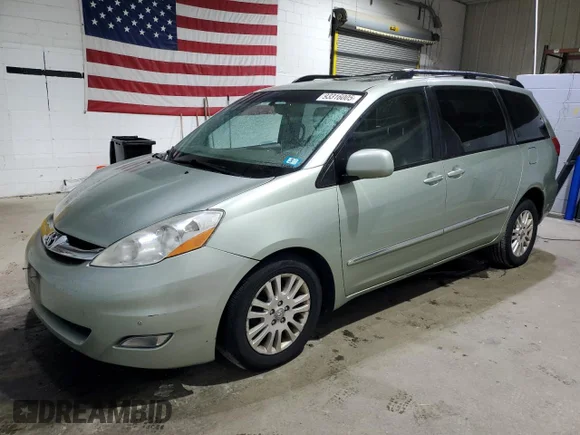 ✅ 2010 Toyota Sienna XLE Limited • VIN: 5TDDK4CC9AS033960 • Lot: 93316005. Wystawiony na Copart z przebiegiem 187 689 mil. Bezpłatny archiwum sprzedaży aukcyjnych z USA i szczegółowy raport historii pojazdu na DreamBid. Zdjęcie 1.