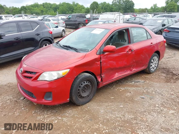 ✅ 2012 Toyota Corolla LE • VIN: 2T1BU4EEXCC774839 • Lot: 45193157. Wystawiony na IAAI z przebiegiem 151 856 mil. Bezpłatny archiwum sprzedaży aukcyjnych z USA i szczegółowy raport historii pojazdu na DreamBid. Zdjęcie 2.
