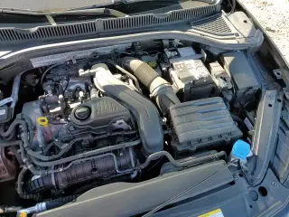 ✅ 2024 Volkswagen Jetta Sport • VIN: 3VWBM7BU7RM037477 • Lot: 84361115. Wystawiony na Copart z przebiegiem 28 335 mil. Bezpłatny archiwum sprzedaży aukcyjnych z USA i szczegółowy raport historii pojazdu na DreamBid. Zdjęcie 13.