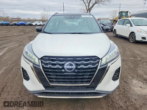 ✅ 2023 Nissan Kicks SR • VIN: 3N1CP5DVXPL570941 • Lot: 51041586. Wystawiony na Copart z przebiegiem 80 661 mil. Bezpłatny archiwum sprzedaży aukcyjnych z USA i szczegółowy raport historii pojazdu na DreamBid. Zdjęcie 5.