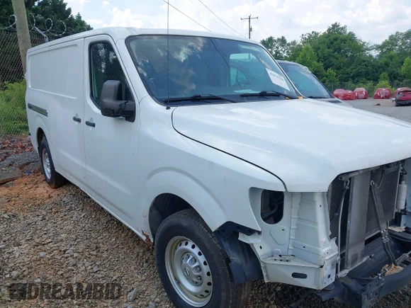 ✅ 2014 Nissan NV S • VIN: 1N6BF0KX9EN109209 • Lot: 42018108. Wystawiony na IAAI z przebiegiem 147 362 mil. Bezpłatny archiwum sprzedaży aukcyjnych z USA i szczegółowy raport historii pojazdu na DreamBid. Zdjęcie 1.