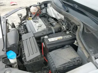 ✅ 2018 Volkswagen Tiguan • VIN: WVGBV7AXXJK001348 • Lot: 42783489. Listed on IAAI with 108,594 mi. Free auction sales archive from the USA and detailed vehicle history report at DreamBid. Image 20.