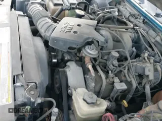 ✅ 2001 Ford Explorer Sport Trac • VIN: 1FMZU67E01UC68777 • Lot: 41540626. Wystawiony na IAAI z przebiegiem 227 919 mil. Bezpłatny archiwum sprzedaży aukcyjnych z USA i szczegółowy raport historii pojazdu na DreamBid. Zdjęcie 12.