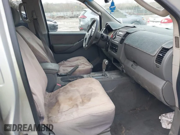 ✅ 2007 Nissan Frontier SE • VIN: 1N6AD07U07C437424 • Lot: 41267254. Wystawiony na IAAI z przebiegiem 200 263 mil. Bezpłatny archiwum sprzedaży aukcyjnych z USA i szczegółowy raport historii pojazdu na DreamBid. Zdjęcie 5.