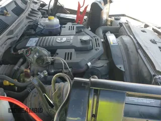 ✅ 2018 Ram 2500 Laramie • VIN: 3C6UR5KL4JG337383 • Lot: 42702693. Wystawiony na IAAI z przebiegiem 121 090 mil. Bezpłatny archiwum sprzedaży aukcyjnych z USA i szczegółowy raport historii pojazdu na DreamBid. Zdjęcie 20.