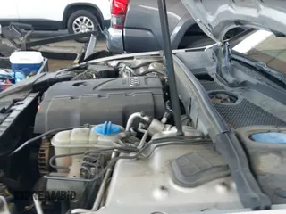 ✅ 2013 Audi A4 Premium Plus • VIN: WAUEFAFL8DA149457 • Lot: 42916591. Wystawiony na IAAI z przebiegiem 204 020 mil. Bezpłatny archiwum sprzedaży aukcyjnych z USA i szczegółowy raport historii pojazdu na DreamBid. Zdjęcie 18.