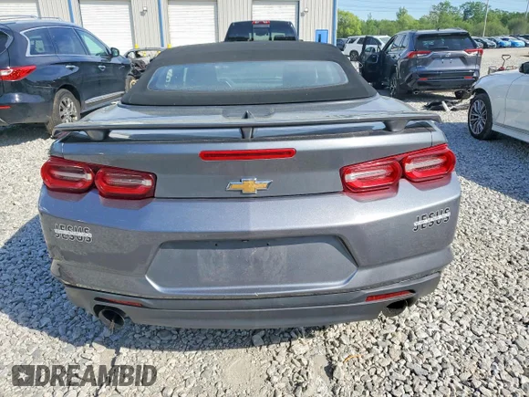 ✅ 2020 Chevrolet Camaro 1LT • VIN: 1G1FB3DXXL0101976 • Лот: 55901206. Опубліковано раніше на Copart з пробігом 51 102 миль. Безкоштовний доступ до архіву аукціонних продажів зі США та докладний звіт про історію автомобіля на DreamBid. Зображення 6.