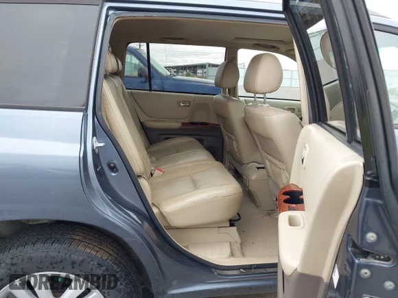 ✅ 2007 Toyota Highlander w/3rd Row • VIN: JTEEW21A670049376 • Lot: 45109012. Wystawiony na IAAI z przebiegiem 207 510 mil. Bezpłatny archiwum sprzedaży aukcyjnych z USA i szczegółowy raport historii pojazdu na DreamBid. Zdjęcie 8.