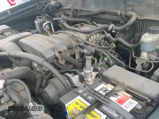 ✅ 2002 Toyota Sequoia Limited • VIN: 5TDZT38AX2S064916 • Лот: 43718949. Опубликован ранее на IAAI с пробегом 282 625 миль. Бесплатный доступ к архиву аукционных продаж из США и подробный отчёт об истории автомобиля на DreamBid. Изображение 12.