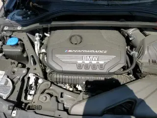 ✅ 2022 BMW 2 Series M235i xDrive • VIN: WBA13AL09N7K89369 • Lot: 53138055. Listed on Copart with 31,013 mi. Free auction sales archive from the USA and detailed vehicle history report at DreamBid. Image 16.