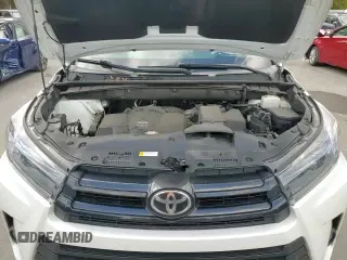 ✅ 2019 Toyota Highlander XLE • VIN: 5TDKZRFH6KS355531 • Lot: 87432245. Listed on Copart with 98,653 mi. Free auction sales archive from the USA and detailed vehicle history report at DreamBid. Image 14.