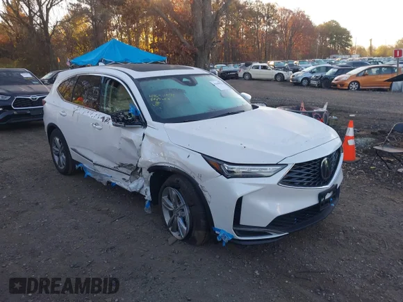 ✅ 2025 Acura MDX • VIN: 5J8YE1H31SL008992 • Lot: 43640978. Listed on IAAI with 11,292 mi. Free auction sales archive from the USA and detailed vehicle history report at DreamBid. Image 1.