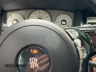 ✅ 2010 Rolls-Royce Ghost • VIN: SCA664S56AUX48598 • Лот: 80069295. Опубликован ранее на Copart с пробегом 69 424 миль. Бесплатный доступ к архиву аукционных продаж из США и подробный отчёт об истории автомобиля на DreamBid. Изображение 11.