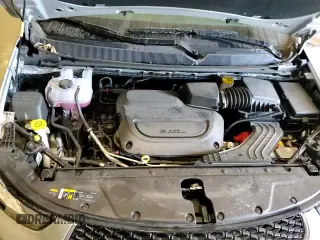 ✅ 2024 Chrysler Pacifica Touring L • VIN: 2C4RC3BG2RR190655 • Lot: 70180095. Wystawiony na Copart z przebiegiem 8 789 mil. Bezpłatny archiwum sprzedaży aukcyjnych z USA i szczegółowy raport historii pojazdu na DreamBid. Zdjęcie 14.