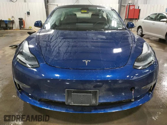 ✅ 2022 Tesla Model 3 Long Range • VIN: 5YJ3E1EB9NF190906 • Лот: 42399603. Опубликован ранее на Copart с пробегом 35 155 миль. Бесплатный доступ к архиву аукционных продаж из США и подробный отчёт об истории автомобиля на DreamBid. Изображение 5.